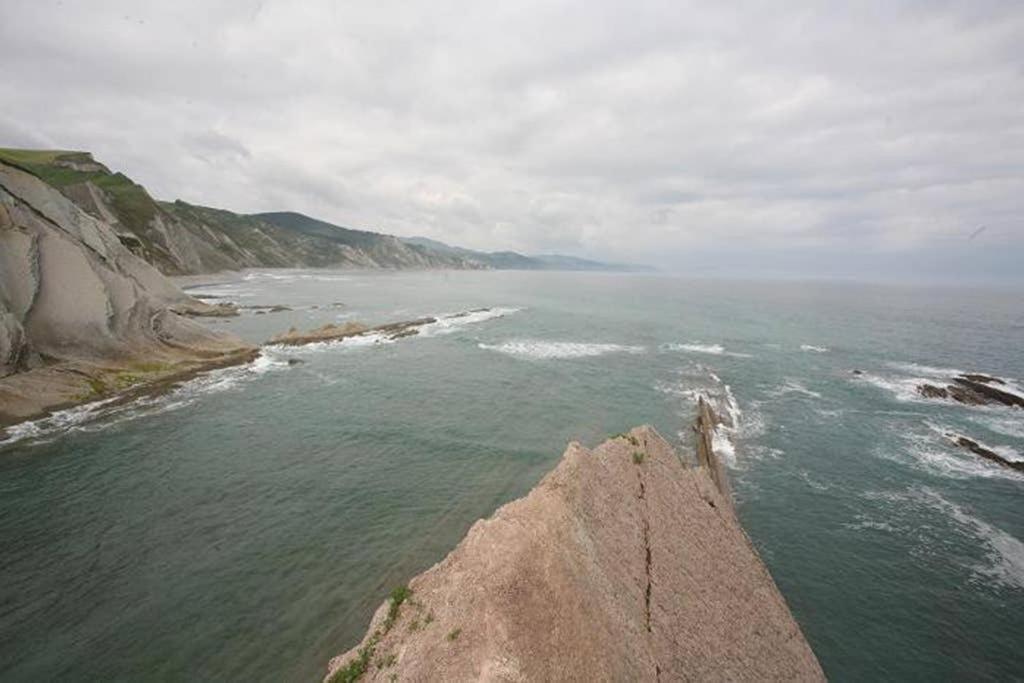 Appartamento 2 Habit, Sala, Terraza, Jardin, Parking Gratis Zumaia Esterno foto